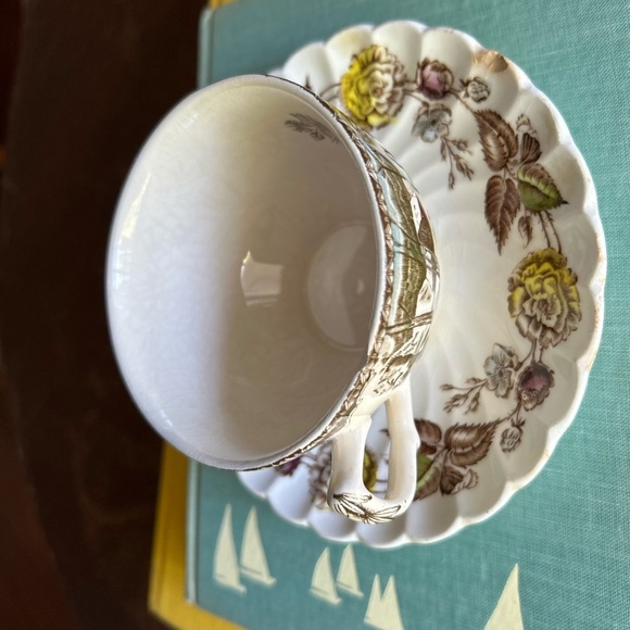 Antique Johnson Brothers Tea Set - Picture 12 of 14